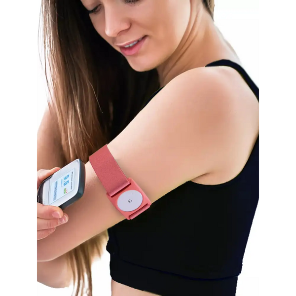Freestyle Libre 2 Barbie Edition armband for glucose sensor, pink, adjustable fit for kids.
