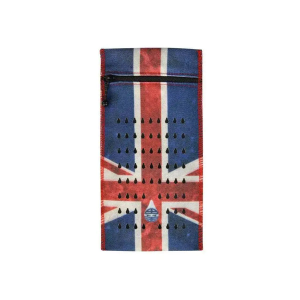 Insulin cooling wallet with Union Jack design for 2 insulin pens or vials.