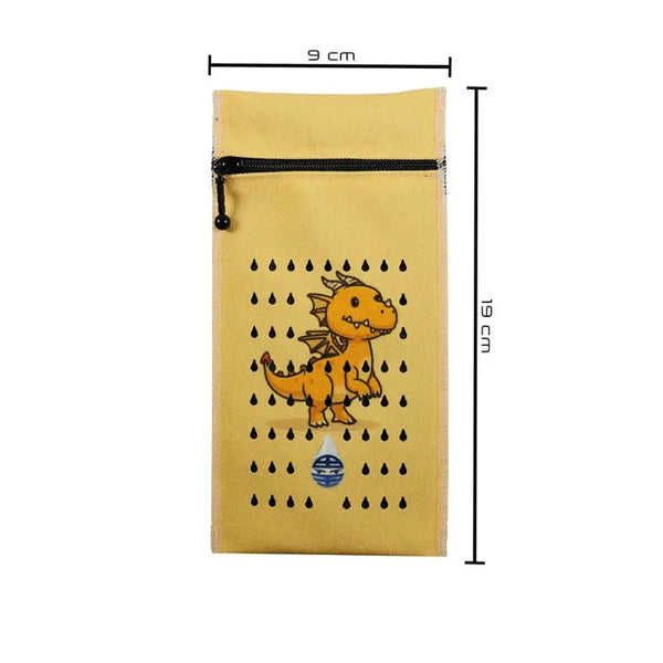 Insulin cooling wallet for kids with dragon design, suitable for two insulin pens or vials, measuring 19 cm x 9 cm.