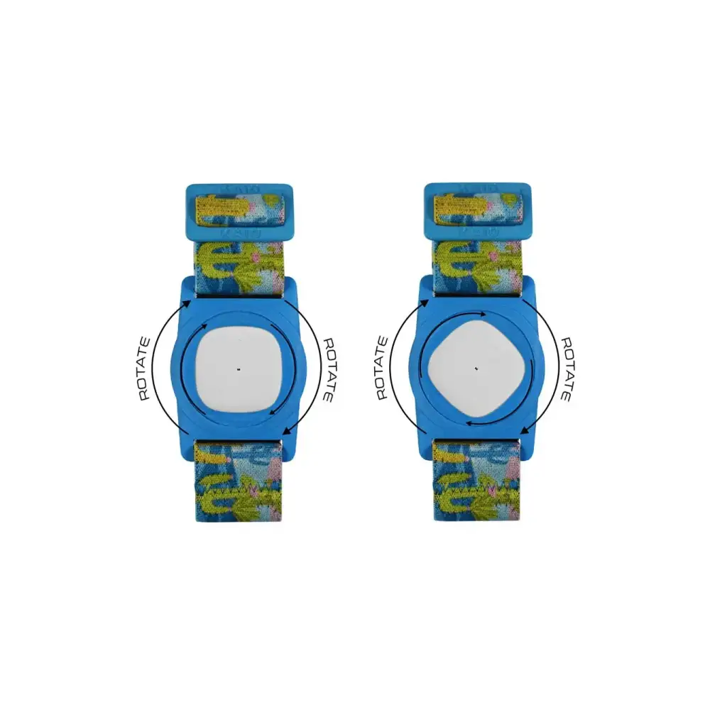 Medtronic Simplera armband for children with rotating clip and metal adjuster, kid-friendly design.