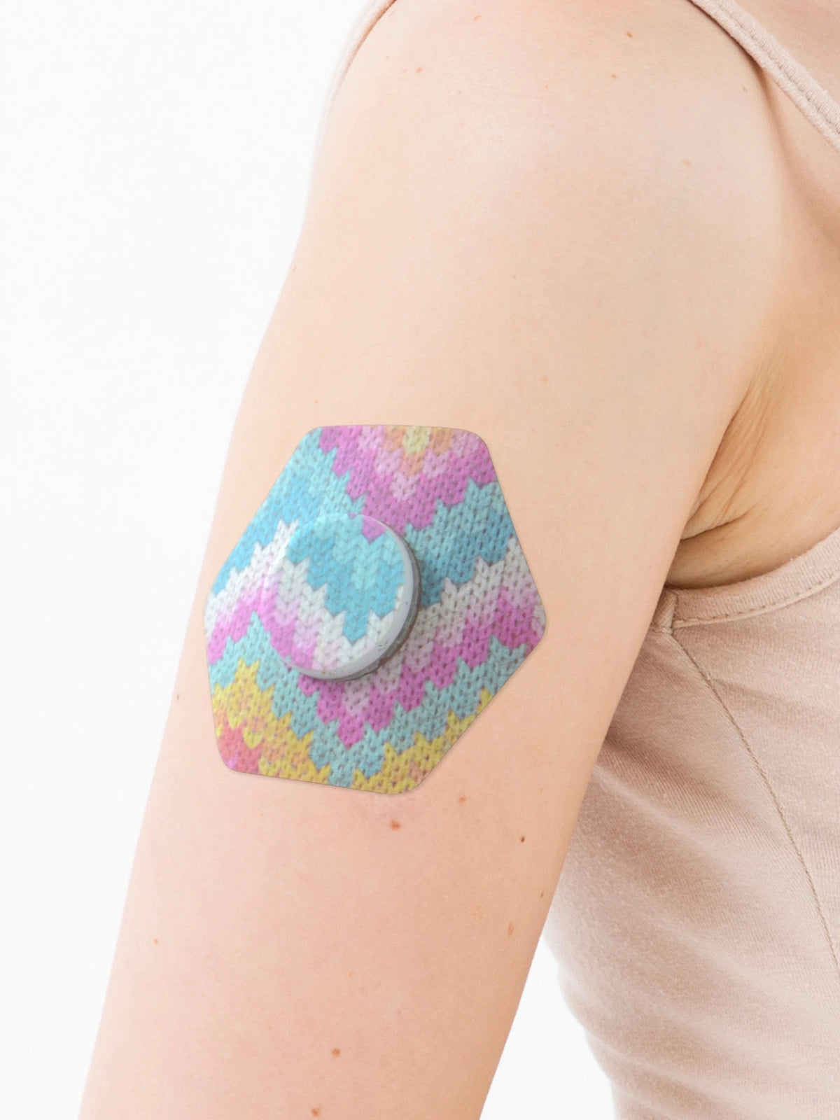 Adesivo de fixação para FreeStyle Libre 2, forma de hexagonal, no braço, grande plano