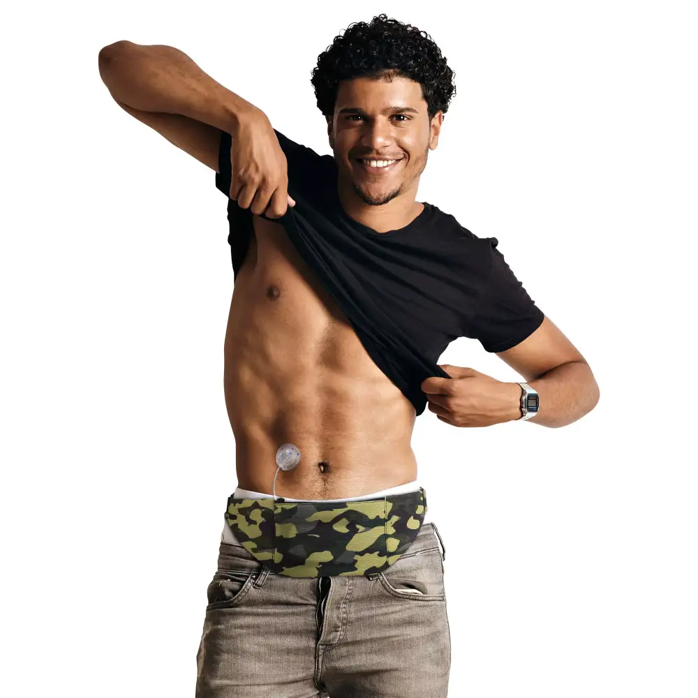 Insulin pump belt with two pockets in stylish camouflage design worn comfortably.
