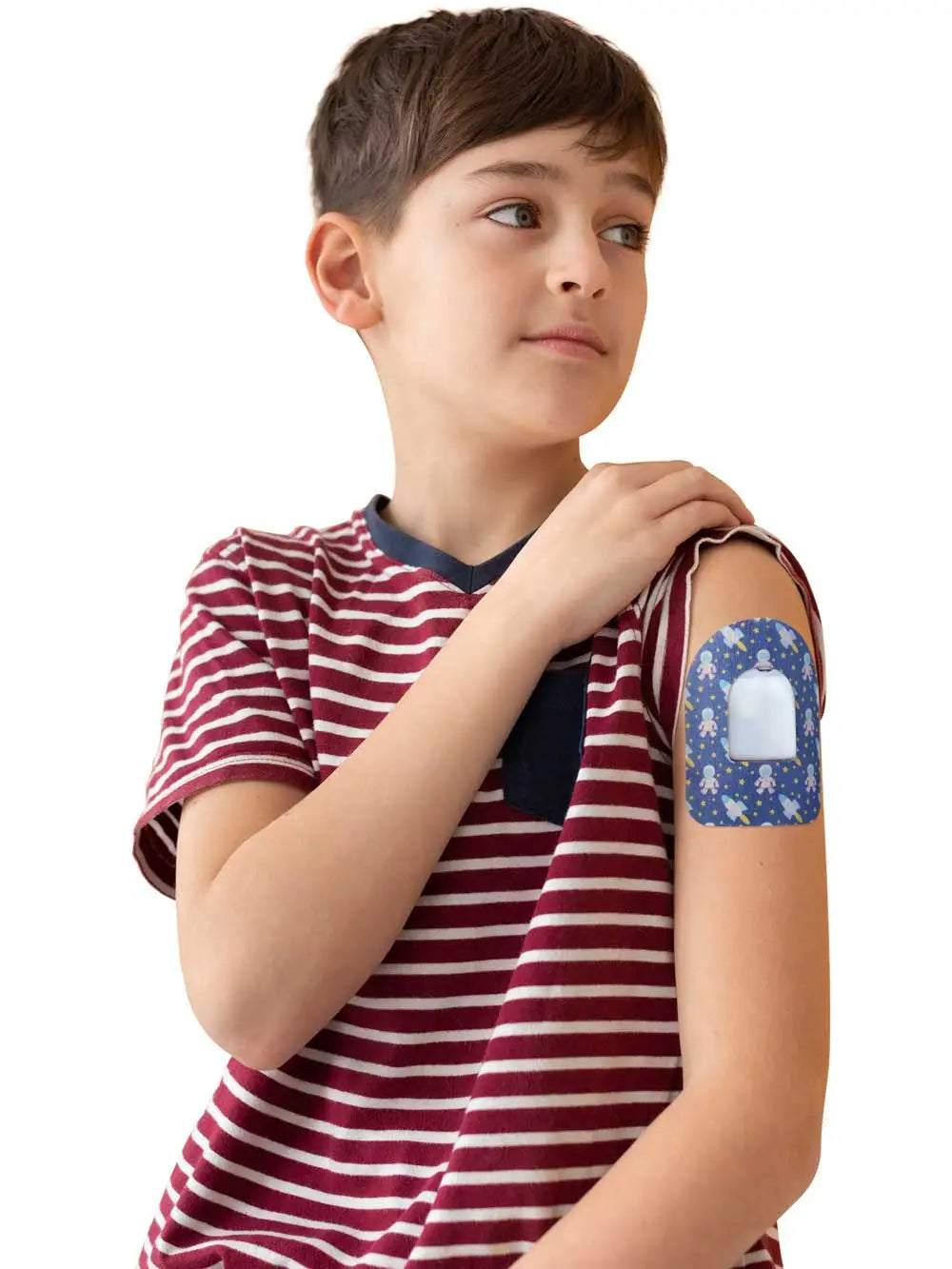 Adesivo de fixação para pod Omnipod, padrão Astronaut, usado por um menino